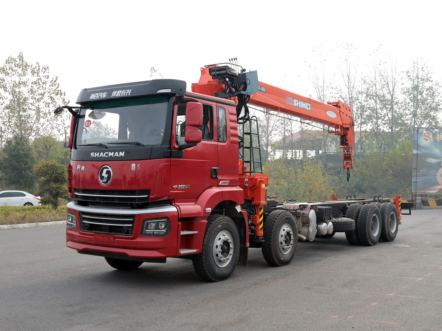 陜汽軒德翼3前四后八上裝石煤16噸直臂式吊機(jī)